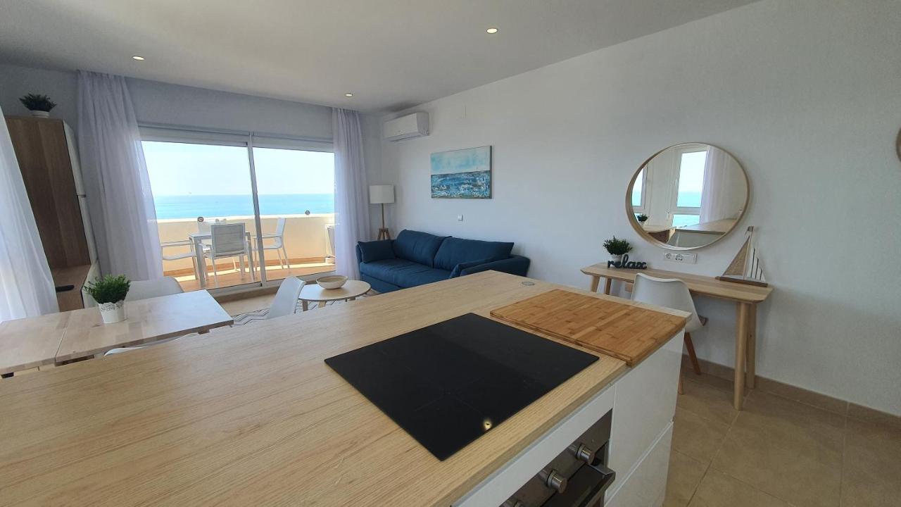Beachfront-Parque Paloma-Modern-Panoramic Views! بينالماذينا المظهر الخارجي الصورة