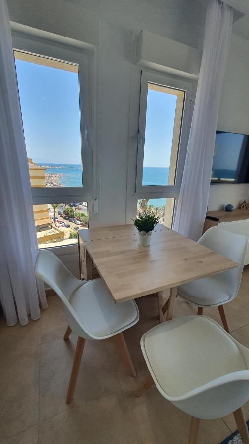 Beachfront-Parque Paloma-Modern-Panoramic Views! بينالماذينا المظهر الخارجي الصورة